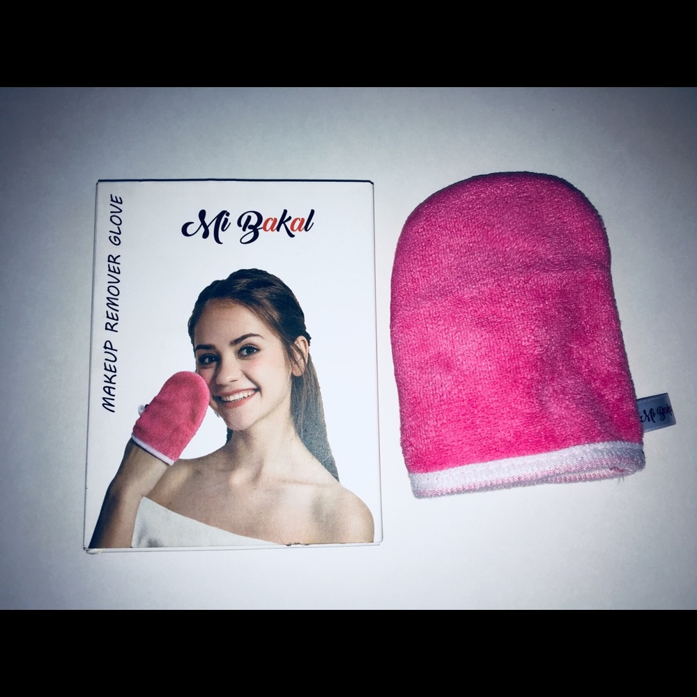 Mi Bakal makeup remover glove